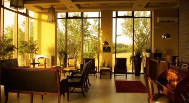 Ateron Suites Hotel & Spa Aminteo Bagian luar foto